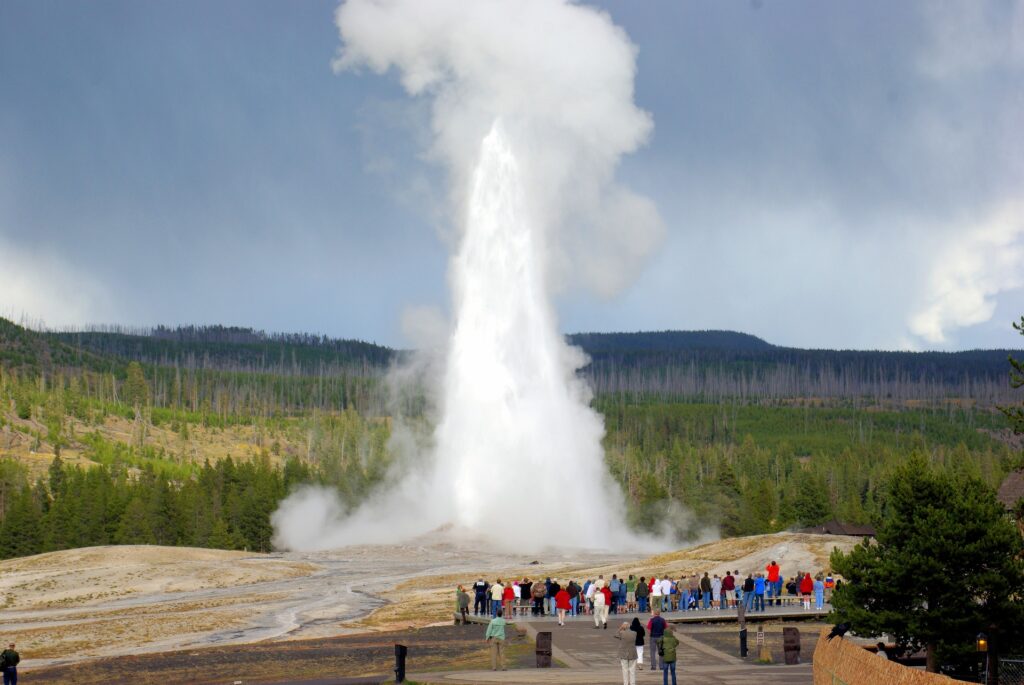 Yellowstone National Park offers Inexpensive Cabin Vacation Tips with select fee-free days